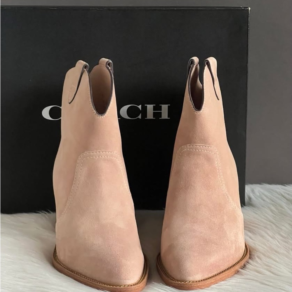 G4815 - Coach Paige Western Bootie - Picture 2 of 13
